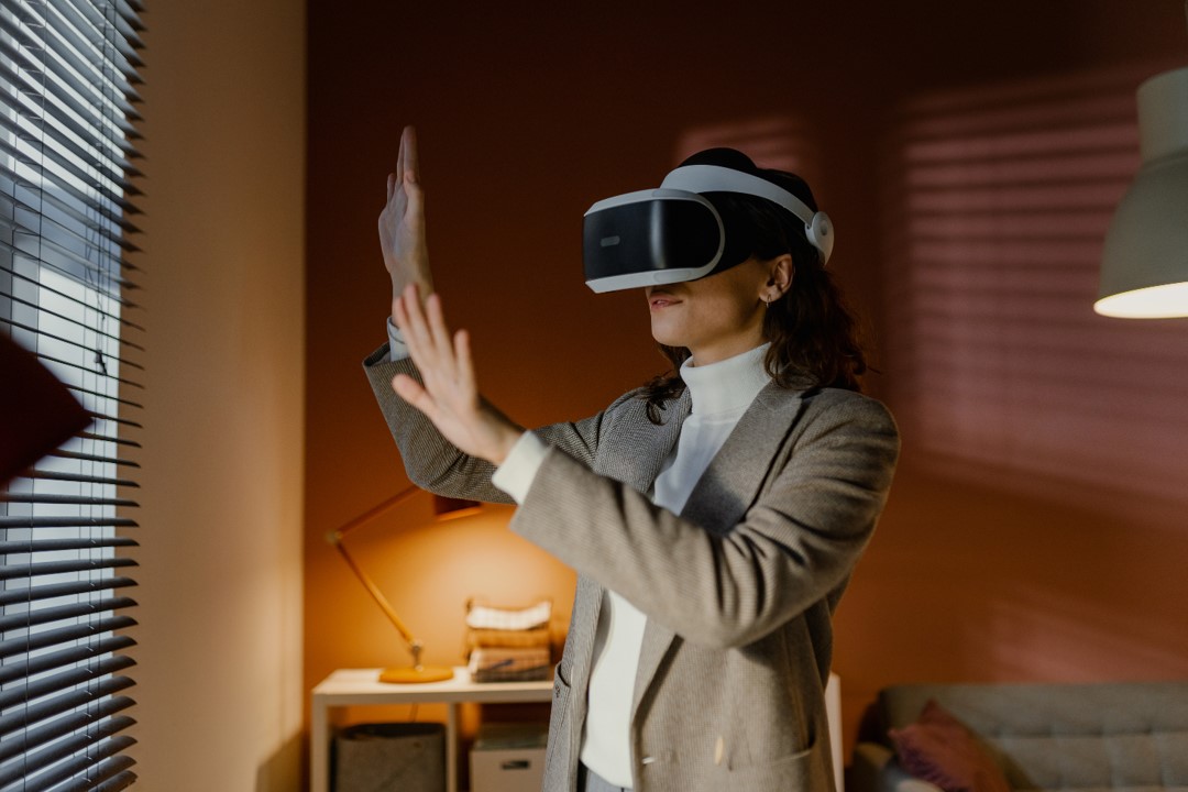 virtual reality goggles
