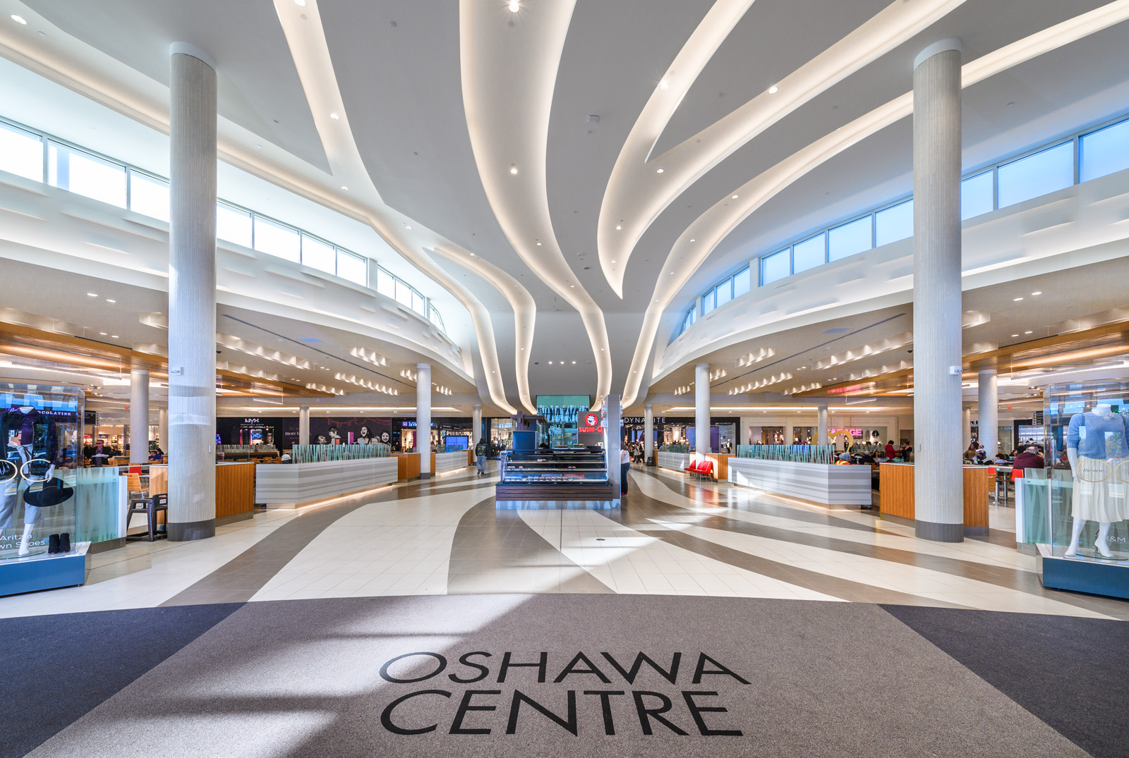 Oshawa Centre lobby