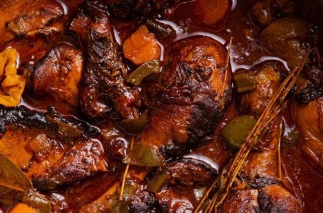 Aerial view of a stew by Caribbean Eats Kitchen in Beaverton, Ontario