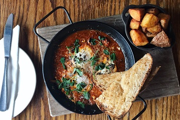 Soup and bread image