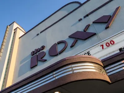 roxy.jpg