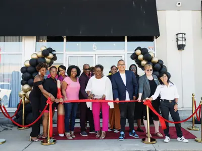 Palais-Noir---Ribbon-cutting-of-grand-opening.jpeg