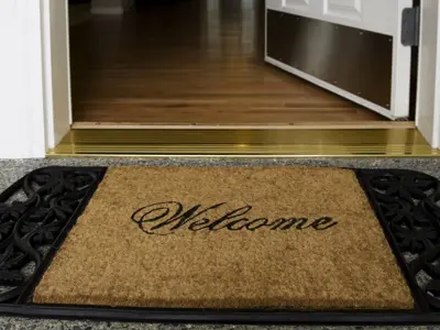 welcome-mat-iStock-157402554_cropped.jpg